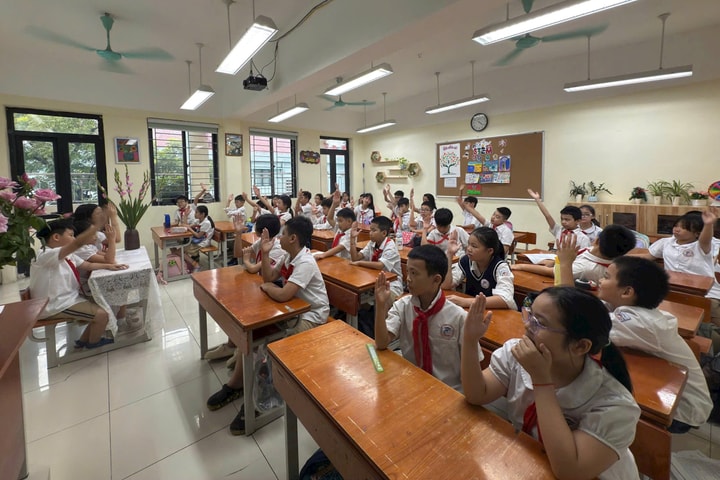 Sở GD& ĐT Hà Nội: Điều chỉnh kế hoạch dạy học linh hoạt để ứng phó với cơn bão số 11