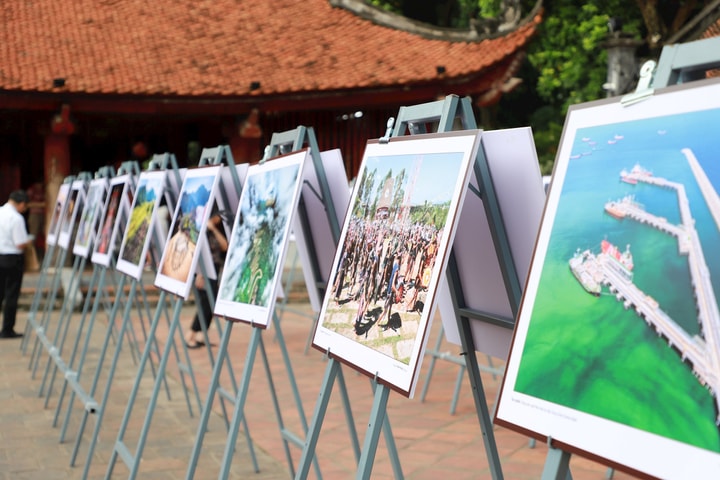 Triển lãm ảnh Thời sự – Nghệ thuật "Tổ quốc – 80 mùa thu Độc lập"