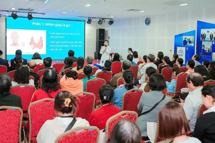 Prudential thúc đẩy chăm sóc sức khỏe qua hội thảo “Sống chủ động - đẩy lùi ung thư vú”