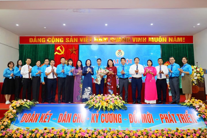 Công đoàn phường Tùng Thiện: Đổi mới nội dung, phương thức hoạt động góp phần phát triển kinh tế - xã hội