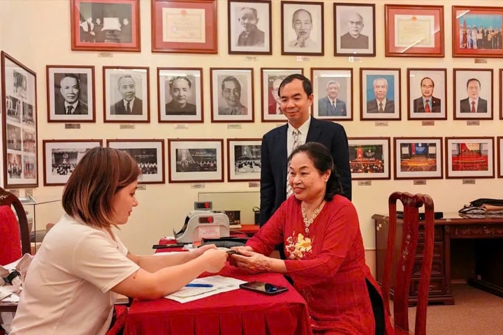 Lan tỏa tinh thần “Đoàn kết - Nhân ái - Sẻ chia” tại phường Tây Hồ