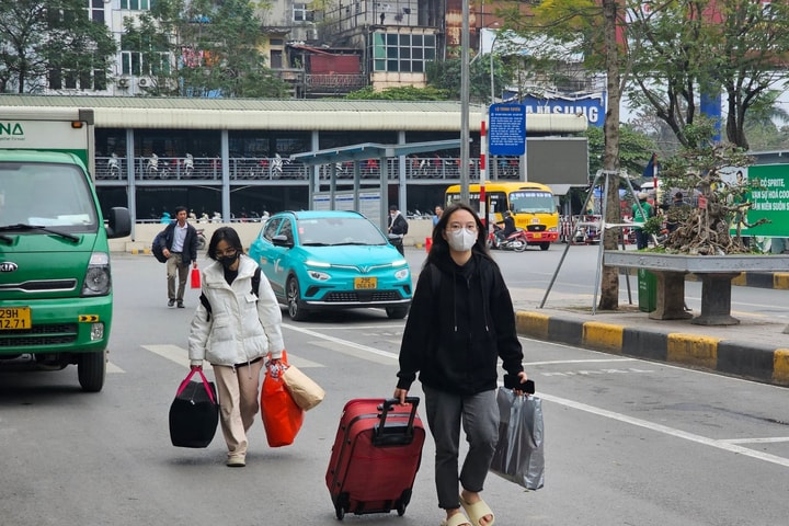 Bến xe Giáp Bát miễn phí cho toàn bộ phương tiện vào đưa đón hành khách