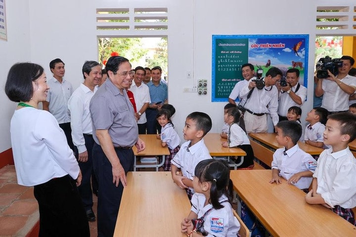 Hướng tới Đại hội XIV của Đảng: Bước chuyển tư duy về phát triển giáo dục để ngang tầm khu vực và thế giới