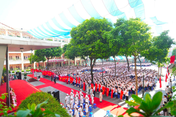 70 năm Trường THCS Dịch Vọng- Hành trình của những con người tâm huyết