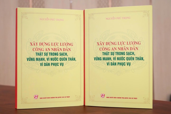 Ra mắt sách của cố Tổng Bí thư Nguyễn Phú Trọng về xây dựng lực lượng Công an nhân dân