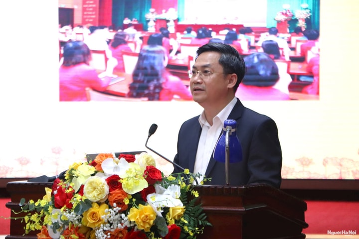 Xây dựng Đảng bộ Hà Nội gắn với chuyển đổi số và quản trị thông minh