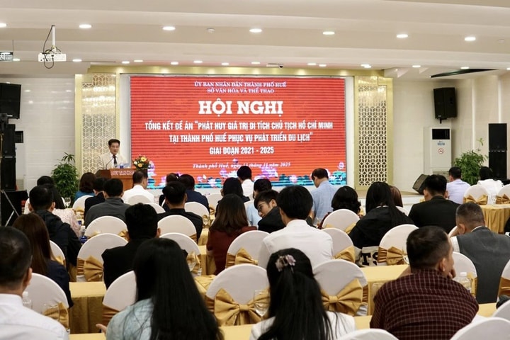 “Phát huy giá trị di tích Chủ tịch Hồ Chí Minh tại TP Huế phục vụ phát triển du lịch”