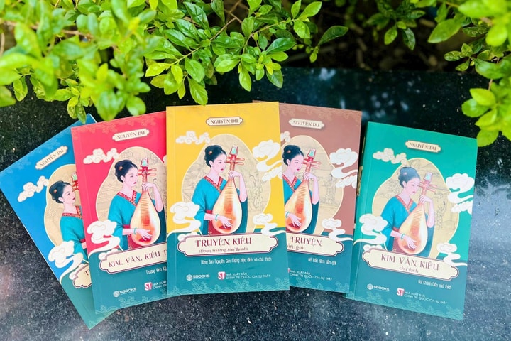 Mở rộng cánh cửa bước vào thế giới thi ca uyên bác của Nguyễn Du