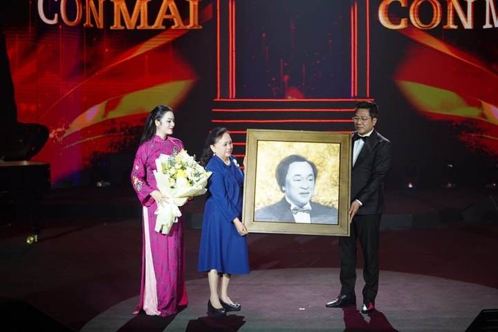 “Lời ca còn mãi” tri ân NSND Trung Kiên - cây đại thụ của nền thanh nhạc Việt Nam