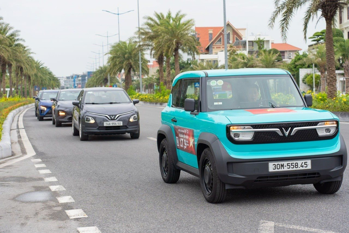 Từ kỷ lục bàn giao hơn 20.000 xe/tháng của VinFast: Chất lượng, giá trị là yếu tố quyết định hàng đầu