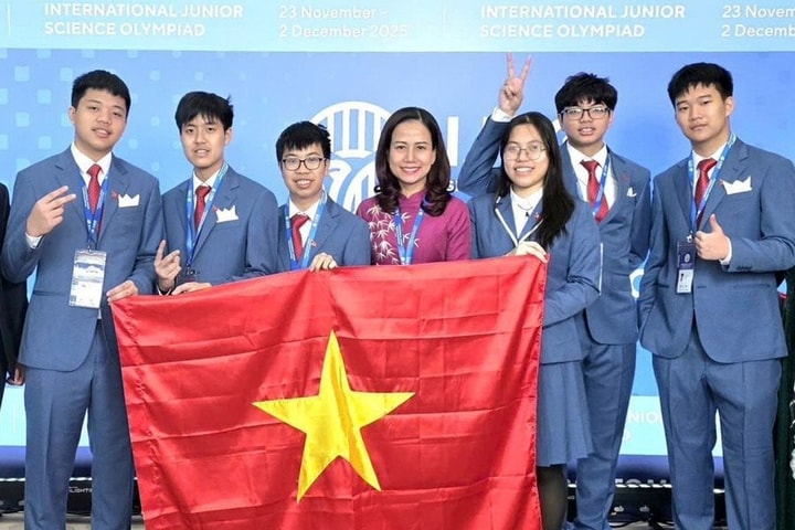 6 học sinh Hà Nội giành huy chương Olympic Khoa học trẻ thế giới