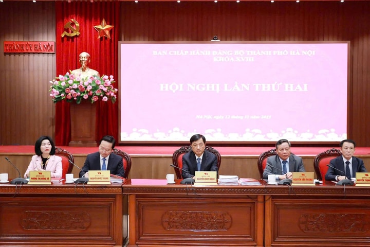 Hà Nội đặt mục tiêu xử lý dứt điểm ùn tắc, ngập úng, ô nhiễm