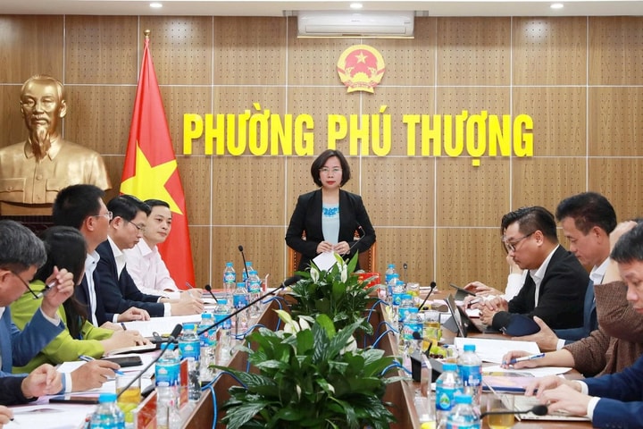 Đoàn Giám sát số 09 Thành ủy Hà Nội làm việc với Ban Thường vụ Đảng ủy phường Phú Thượng