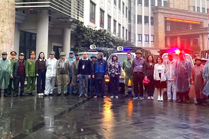 Phường Tây Hồ ra quân lập lại trật tự, văn minh đô thị, tạo chuyển biến từ ý thức người dân