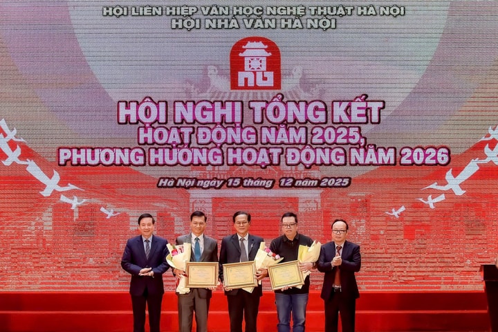 Hội Nhà văn Hà Nội tổng kết năm 2025: Ghi nhận sáng tạo, tôn vinh cống hiến