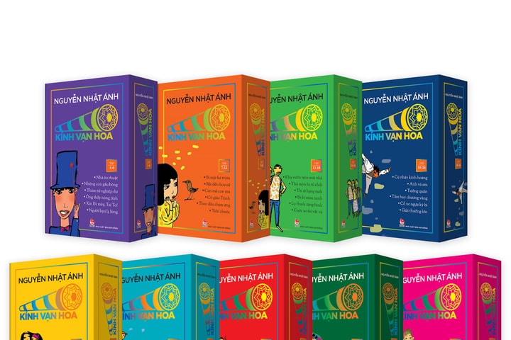 Nhìn lại hành trình ba thập kỷ của “Kính vạn hoa”