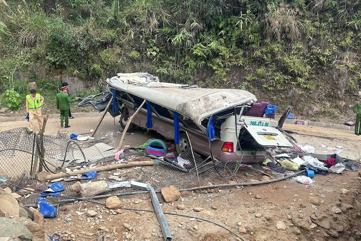 Thủ tướng chỉ đạo khắc phục hậu quả vụ tai nạn giao thông đặc biệt nghiêm trọng tại tỉnh Lào Cai