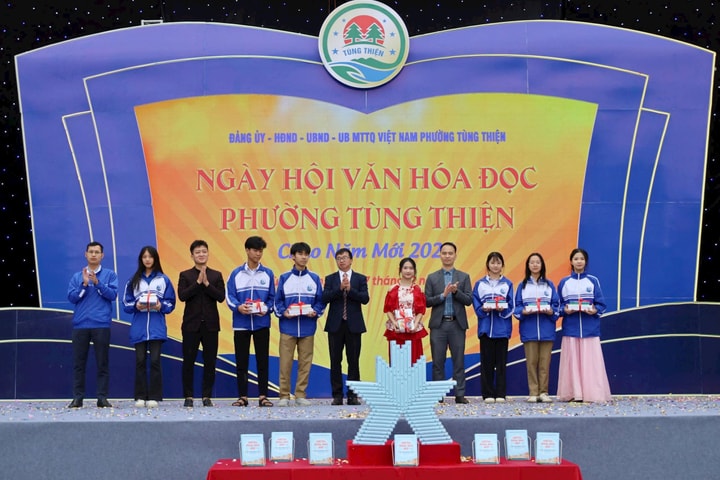 Sôi nổi Ngày hội Văn hóa đọc phường Tùng Thiện chào năm mới 2026