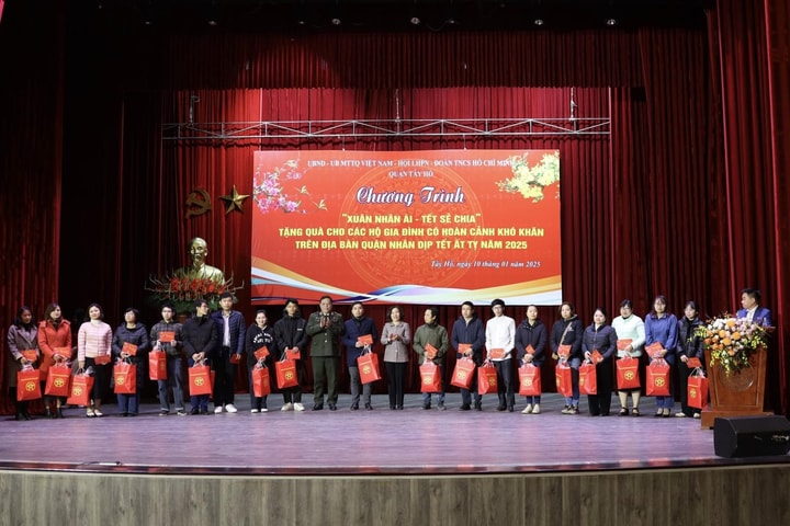 MTTQ Việt Nam TP Hà Nội chi gần 80 tỷ đồng chăm lo Tết cho hộ cận nghèo, hoàn cảnh khó khăn