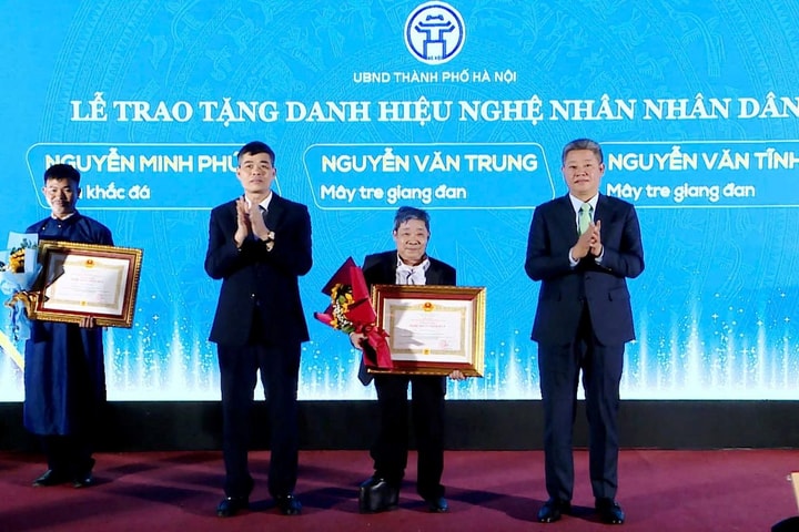 Hà Nội trao tặng danh hiệu nghệ nhân nhân dân, nghệ nhân ưu tú năm 2025