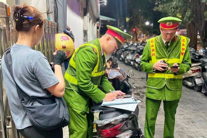 Công an phường Cửa Nam chủ động bảo đảm an ninh, an toàn dịp Tết Dương lịch 2026