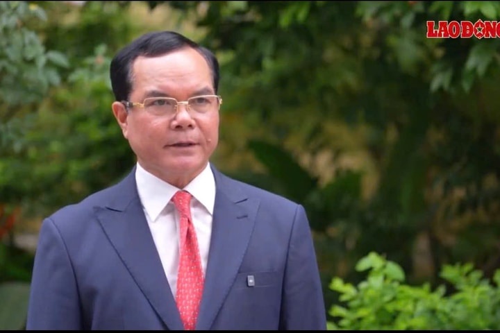 Chủ tịch Liên đoàn Lao động Việt Nam Nguyễn Đình Khang: Chăm lo, xây dựng giai cấp công nhân vững mạnh