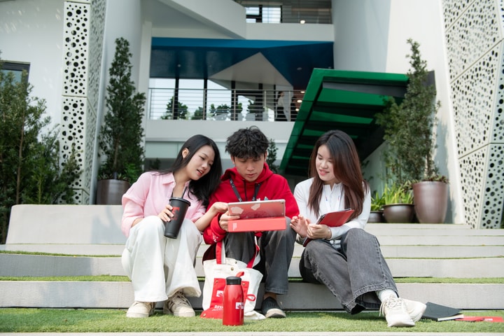 Học bổng BUV 2026 đồng hành cùng thế hệ tiên phong bản lĩnh