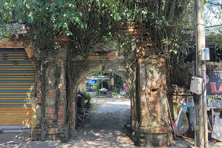 Phát lộ bức họa ở Khâm Thiên Giám triều Nguyễn giống bản đồ với các ký hiệu chữ Việt - Hán – Pháp