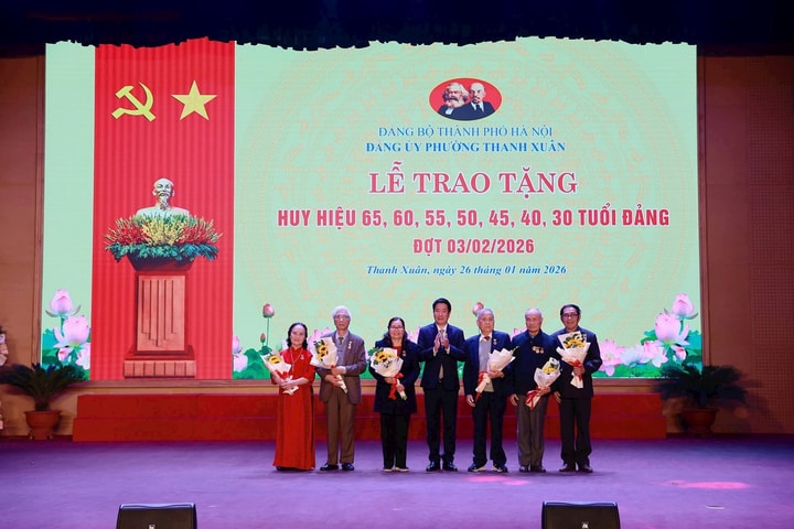 Thanh Xuân: Tri ân truyền thống, khơi dậy khát vọng xây dựng phường văn minh, thông minh