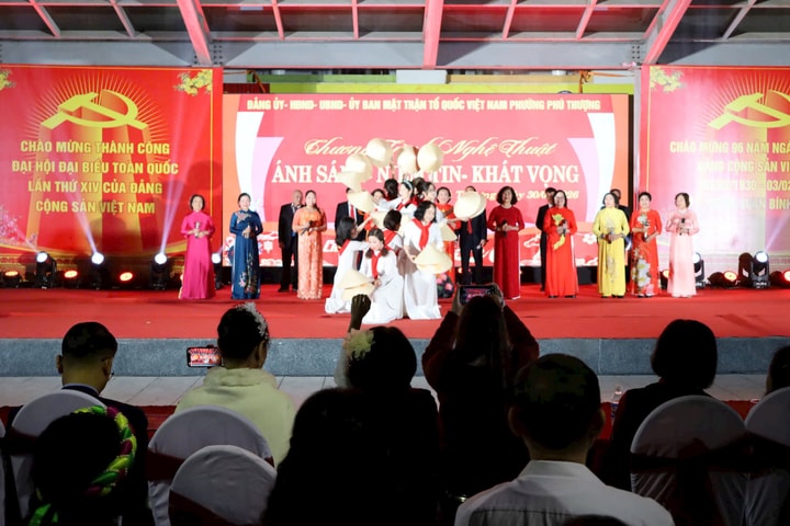 “Ánh sáng – Niềm tin – Khát vọng”: Vững niềm tin theo Đảng, khơi dậy khát vọng vươn lên