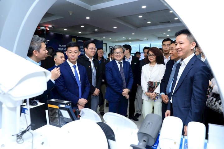 Hà Nội ra mắt Sàn Giao dịch công nghệ và Chợ Chuyển đổi số