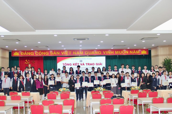 Phường Cửa Nam: 37/39 học sinh tham dự đạt giải tại kỳ thi chọn học sinh giỏi Thành phố năm học 2025-2026