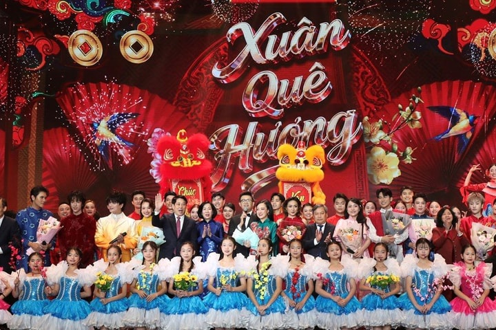 "Xuân Quê hương 2026" lan tỏa khát vọng Việt Nam hòa bình, thịnh vượng