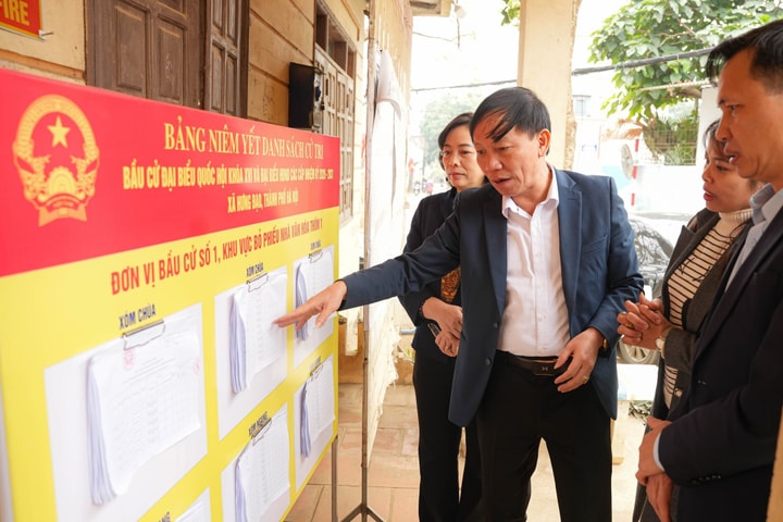 Xã Hưng Đạo đẩy mạnh phổ biến, giáo dục pháp luật về bầu cử ĐBQH khóa XVI và HĐND các cấp