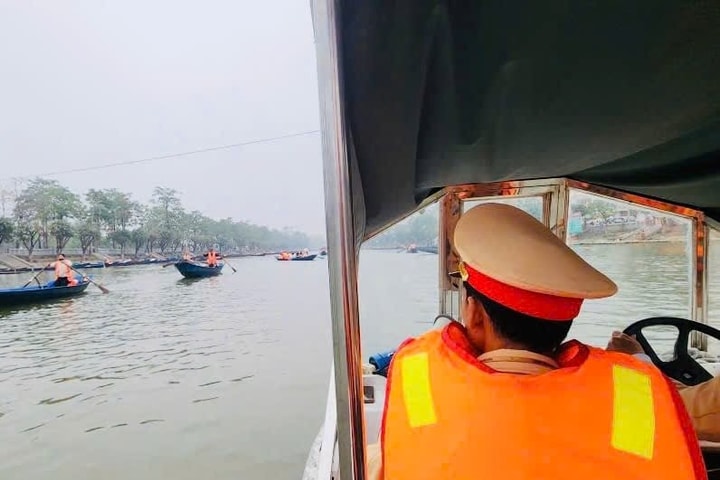 Tăng cường bảo đảm trật tự, an toàn giao thông Lễ hội chùa Hương