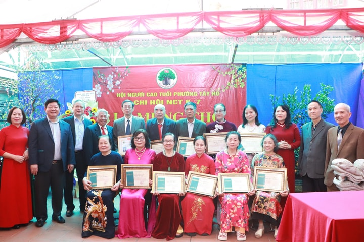 Phường Tây Hồ lan tỏa đạo lý "kính lão, trọng thọ"