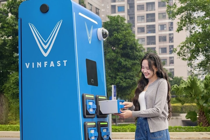Đổi pin vừa hời, vừa nhanh hơn đổ xăng, VinFast Feliz II chinh phục khách hàng, chốt sớm để nhận ưu đãi “nhiều lớp” trước 15/3