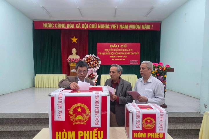 Phường Phú Lương long trọng tổ chức “Ngày hội toàn dân đi bầu cử”