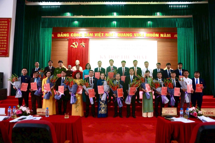 HĐND xã Nội Bài khóa II, nhiệm kỳ 2026-2031 tổ chức kỳ họp lần thứ Nhất