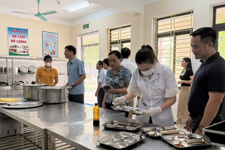 Đẩy mạnh truyền thông an toàn thực phẩm: Nâng cao nhận thức, bảo vệ sức khỏe cộng đồng Thủ đô