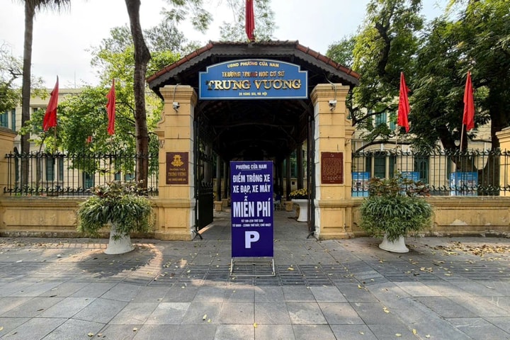 Phường Cửa Nam tổ chức trông giữ xe miễn phí phục vụ nhân dân cuối tuần