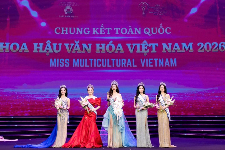 Nguyễn Trần Hà Linh đăng quang Hoa hậu Văn hóa Việt Nam 2026