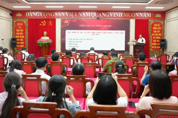 Xã Thanh Oai triển khai Cuộc thi chính luận về bảo vệ nền tảng tư tưởng của Đảng năm 2026