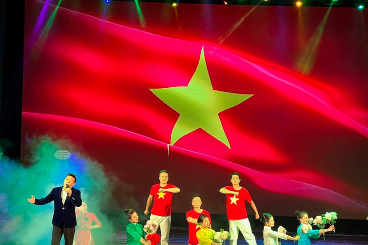 Hà Nội tổ chức nhiều chương trình biểu diễn nghệ thuật chào mừng các ngày lễ lớn