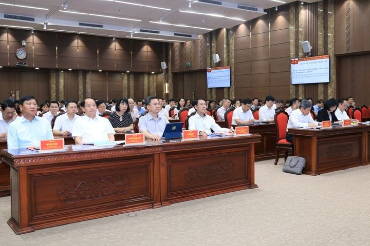 Hà Nội triển khai Chương trình hành động thực hiện Nghị quyết Trung ương 2 (khóa XIV) tới cán bộ, đảng viên