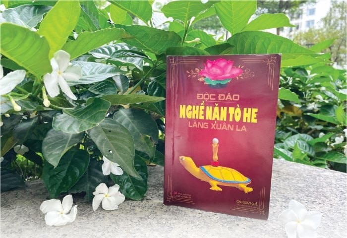 Nghề nặn tò he làng Xuân La qua trang viết của nhà giáo Cao Xuân Quế