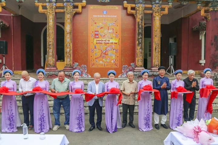“Chuyện kể từ những trang sách cổ thư”: Tài sản vô giá từ con chữ cổ nhân để lại