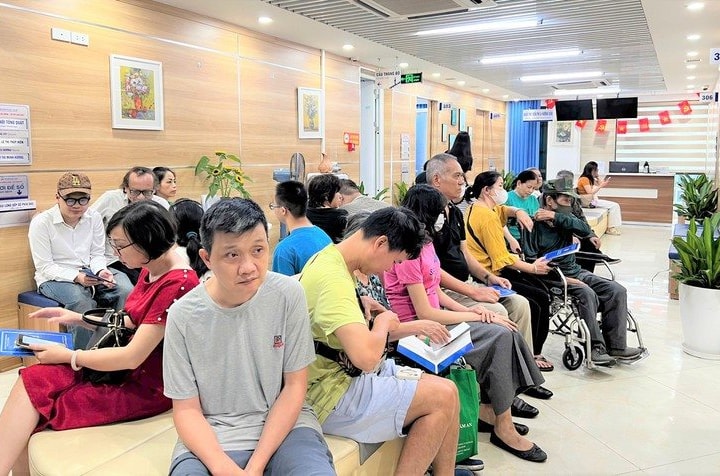 Phường Cầu Giấy tổ chức khám, tư vấn sức khỏe miễn phí cho người khuyết tật