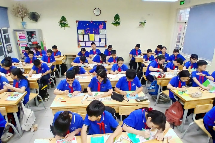 Ngọn lửa Điện Biên trong mắt trẻ: Cuộc hành trình tâm tưởng của những “chiến sĩ nhỏ” tại trường THCS Chương Dương
