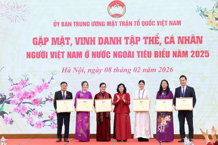 Hướng tới Đại hội XI của MTTQ Việt Nam: Hiệu quả hoạt động đối ngoại nhân dân, công tác người Việt ở nước ngoài